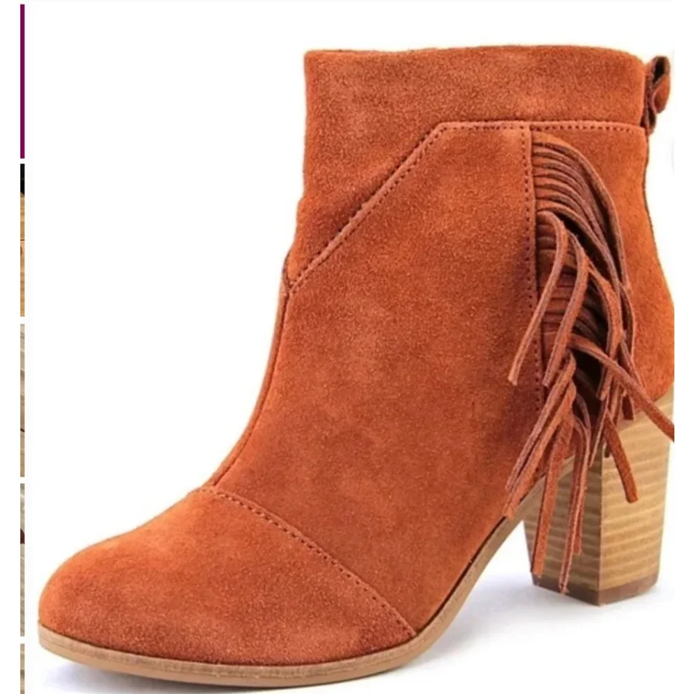 Toms size 7 Lunata Fringed Ankle Booties Rust Suede Lace Up Heels Casual